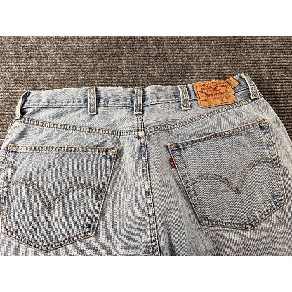 Vintage Levis 501 XX Jeans Mens 32x29 Light Wash USA Distressed Button Fly Denim - Picture 9 of 16